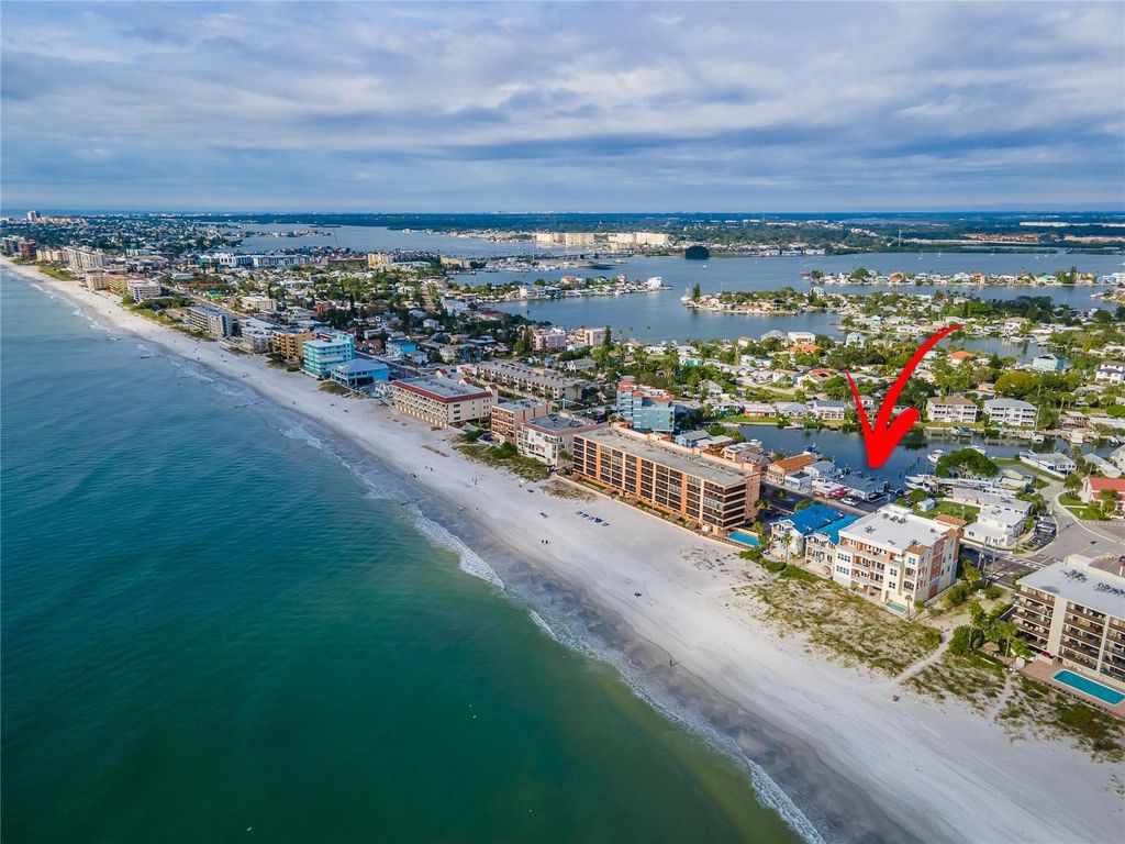 13711 GULF BOULEVARD 1, Madeira Beach, FL 33708