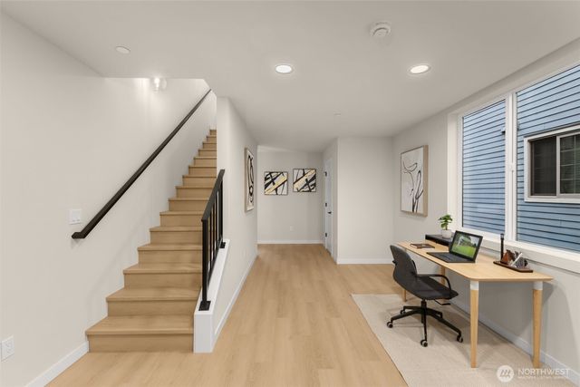 1127 C 10th Avenue E, Seattle, WA 98102