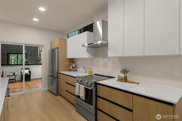 1127 C 10th Avenue E, Seattle, WA 98102