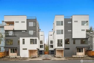 1127 C 10th Avenue E, Seattle, WA 98102
