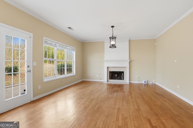 245 Fitzgerald Place, Atlanta, GA 30349