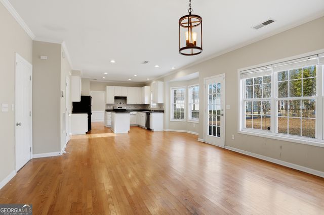 245 Fitzgerald Place, Atlanta, GA 30349