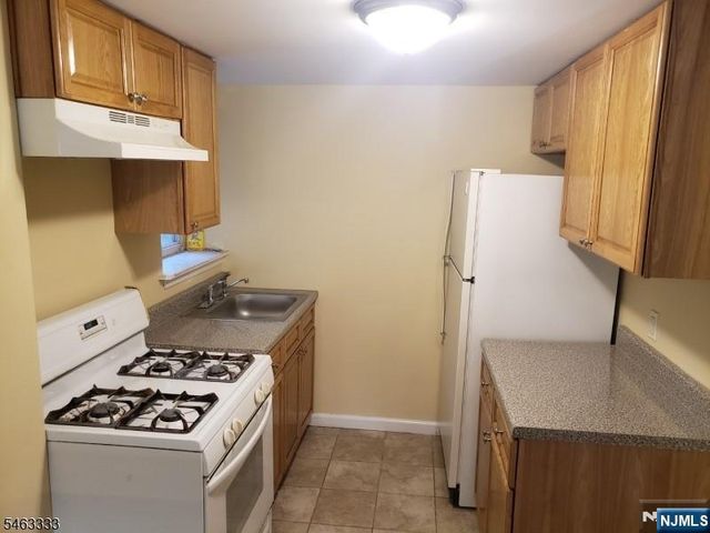 121 Turner Street, Paterson, NJ 07501