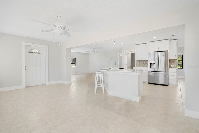 3929 N SAGOMON POINT, Crystal River, FL 34428