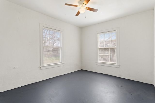 608 N Main Street, Grand Saline, TX 75140