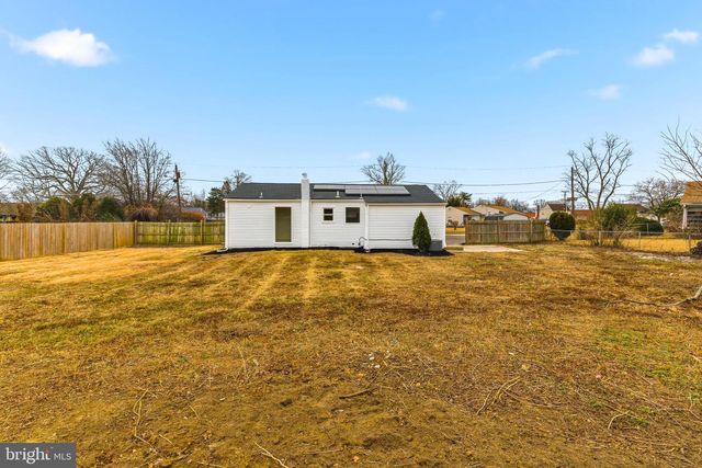 68 CRAIG DR, Deptford, NJ 08096