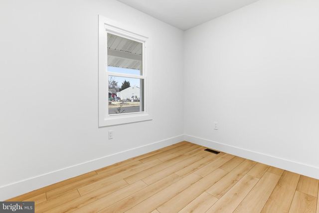 68 CRAIG DR, Deptford, NJ 08096