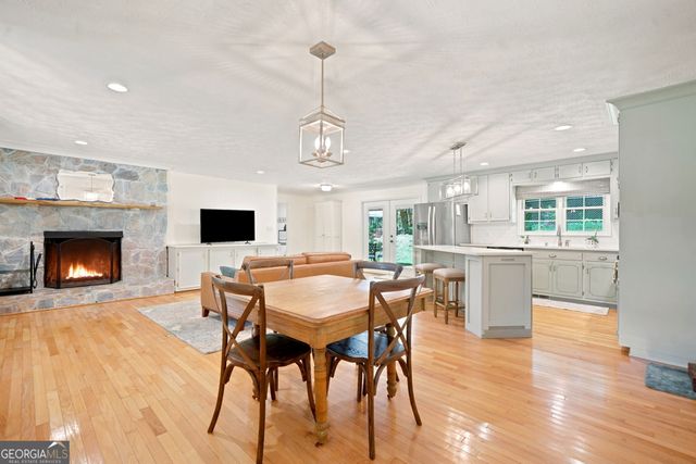 151 Golden Springs Drive, Jasper, GA 30143