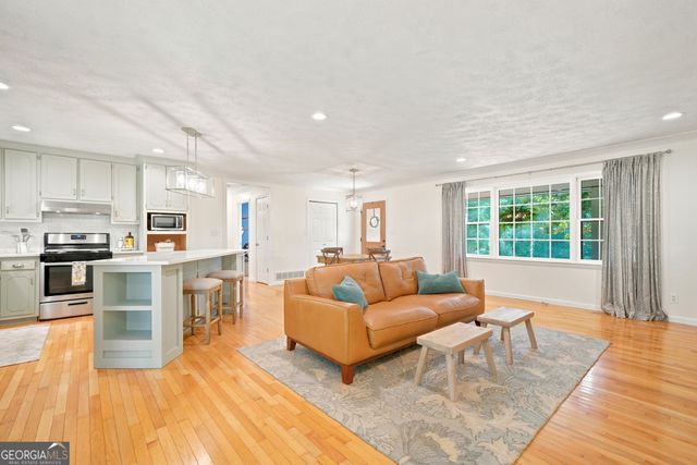151 Golden Springs Drive, Jasper, GA 30143
