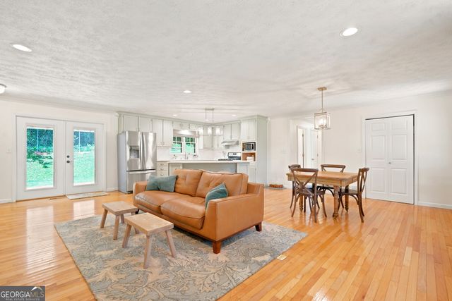 151 Golden Springs Drive, Jasper, GA 30143