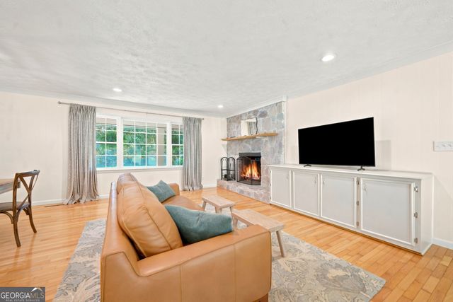 151 Golden Springs Drive, Jasper, GA 30143