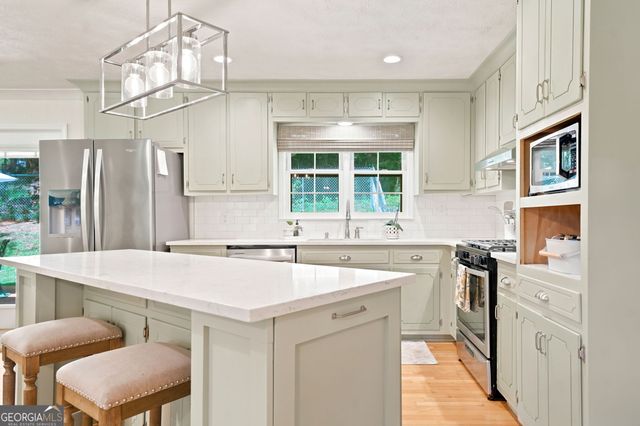 151 Golden Springs Drive, Jasper, GA 30143