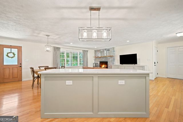 151 Golden Springs Drive, Jasper, GA 30143