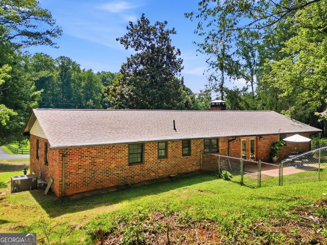 151 Golden Springs Drive, Jasper, GA 30143