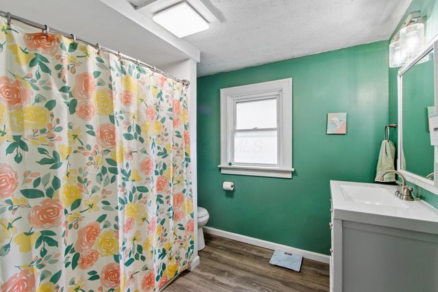 602 Hilltonia Avenue, Columbus, OH 43223