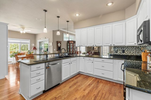 6980 Cody Drive 56, West Des Moines, IA 50266