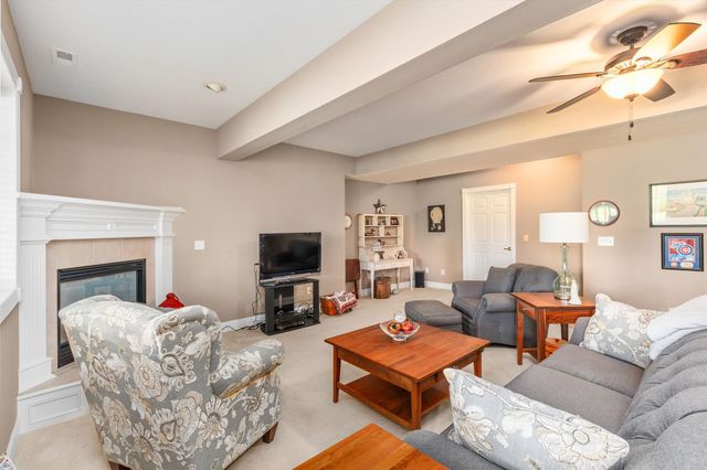 6980 Cody Drive 56, West Des Moines, IA 50266