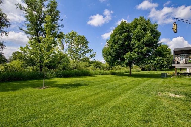 6980 Cody Drive 56, West Des Moines, IA 50266