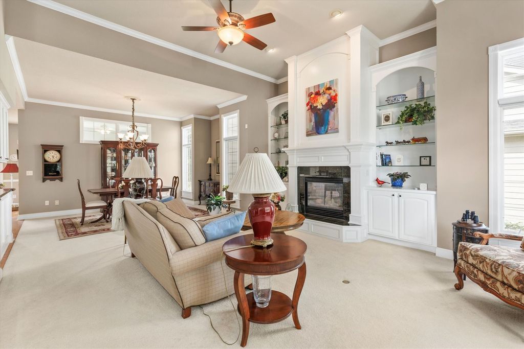 6980 Cody Drive 56, West Des Moines, IA 50266