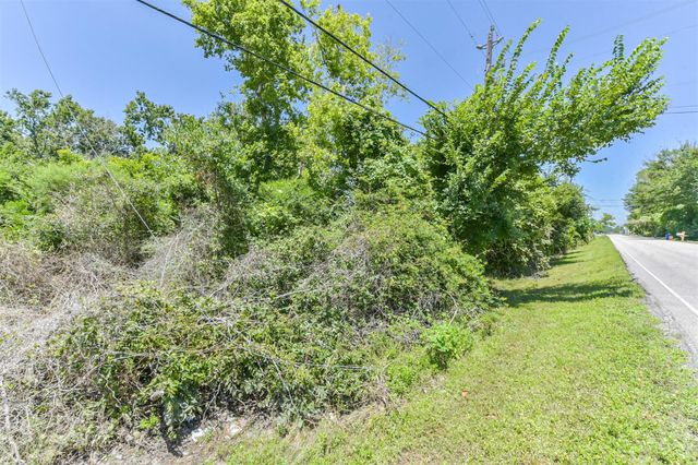 5307 Barkaloo Road, Baytown, TX 77521