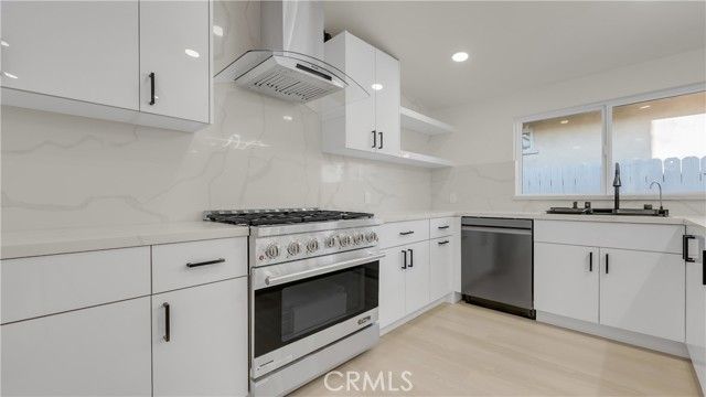 10334 Louise, Granada Hills (los Angeles), CA 91344