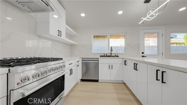 10334 Louise, Granada Hills (los Angeles), CA 91344