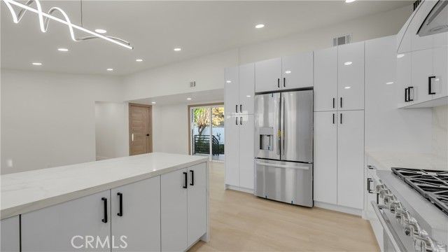 10334 Louise, Granada Hills (los Angeles), CA 91344