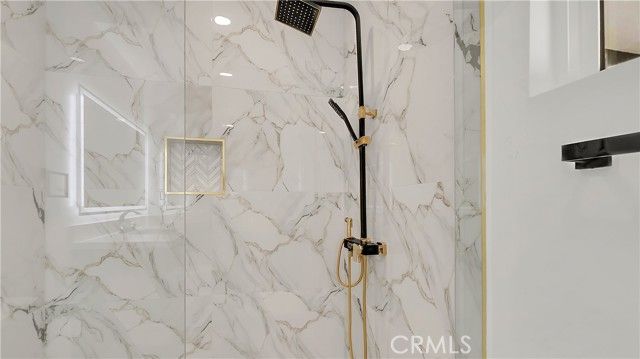 10334 Louise, Granada Hills (los Angeles), CA 91344