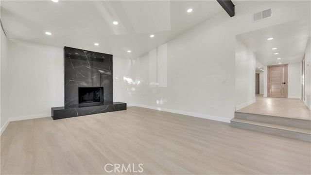 10334 Louise, Granada Hills (los Angeles), CA 91344
