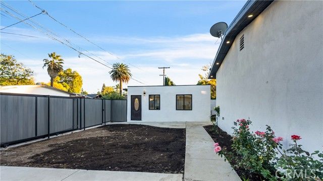 10334 Louise, Granada Hills (los Angeles), CA 91344