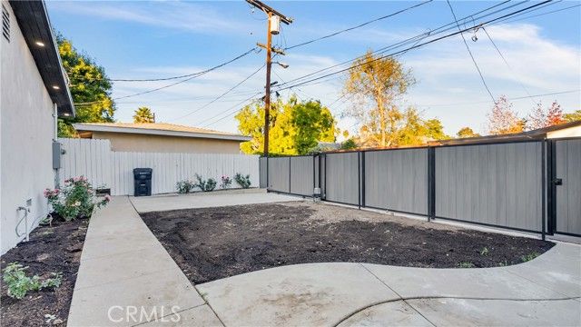 10334 Louise, Granada Hills (los Angeles), CA 91344
