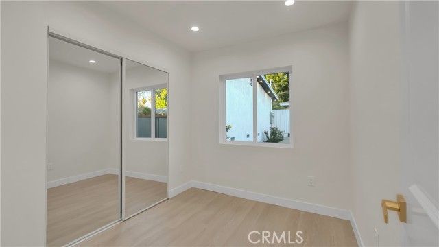 10334 Louise, Granada Hills (los Angeles), CA 91344