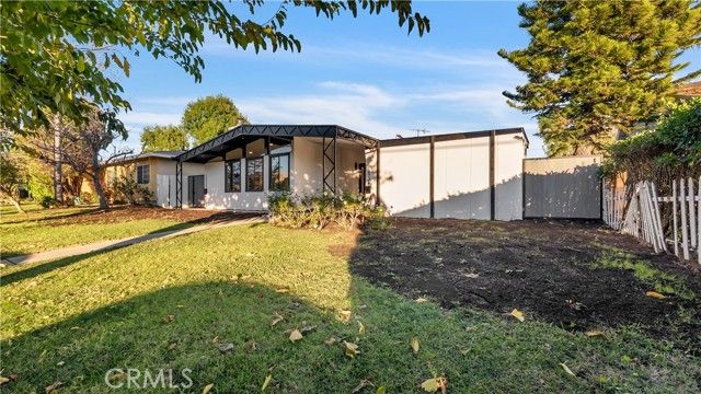 10334 Louise, Granada Hills (los Angeles), CA 91344