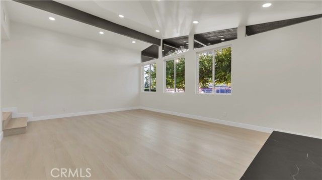 10334 Louise, Granada Hills (los Angeles), CA 91344