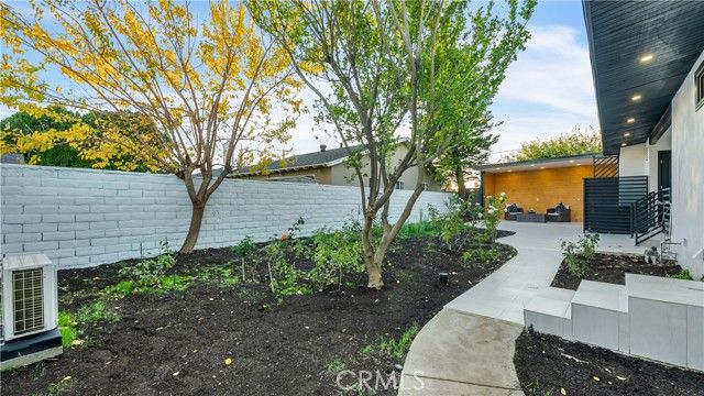 10334 Louise, Granada Hills (los Angeles), CA 91344