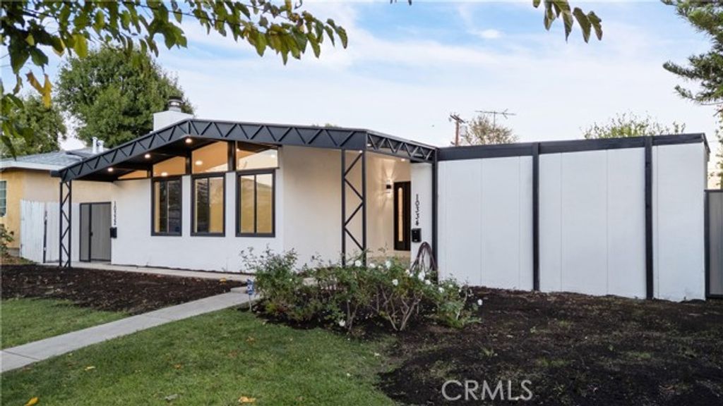 10334 Louise, Granada Hills (los Angeles), CA 91344