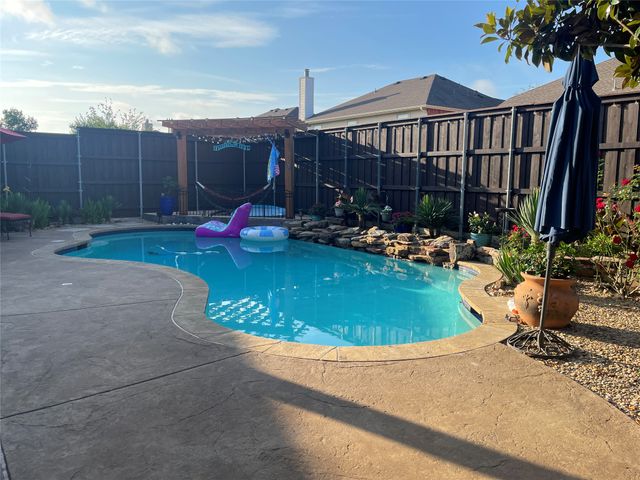 3213 Hoover Drive, Mckinney, TX 75071