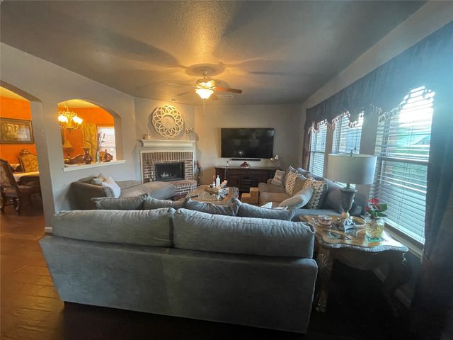 3213 Hoover Drive, Mckinney, TX 75071