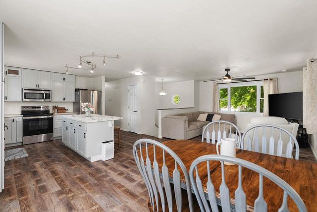 401 Linda Road, Mount Horeb, WI 53572