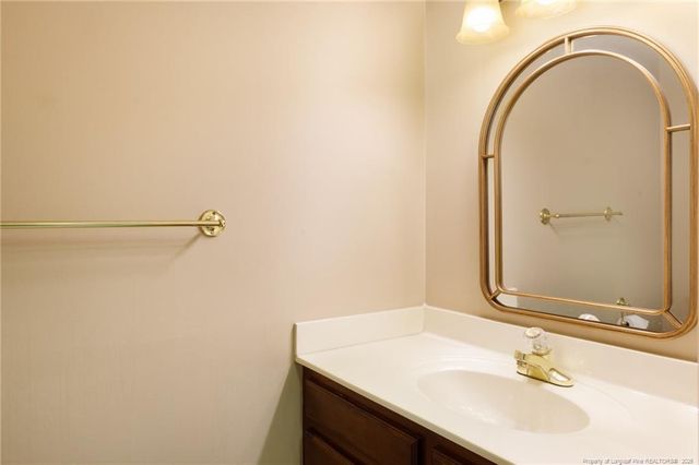 3500 Prestwick Drive, Fayetteville, NC 28303