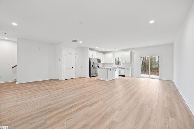 124 Guest Circle, Anderson, SC 29621