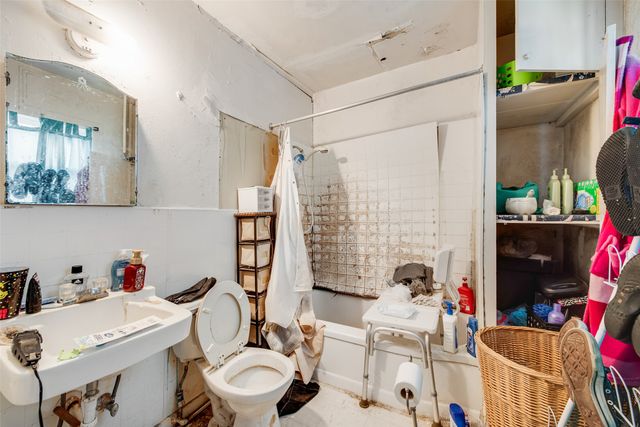 132 San Saba Avenue, Benbrook, TX 76126