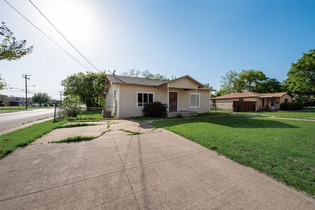 132 San Saba Avenue, Benbrook, TX 76126