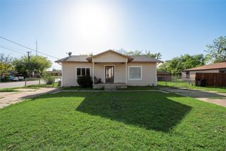 132 San Saba Avenue, Benbrook, TX 76126