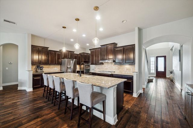 6915 Brewster Lane, Missouri City, TX 77459