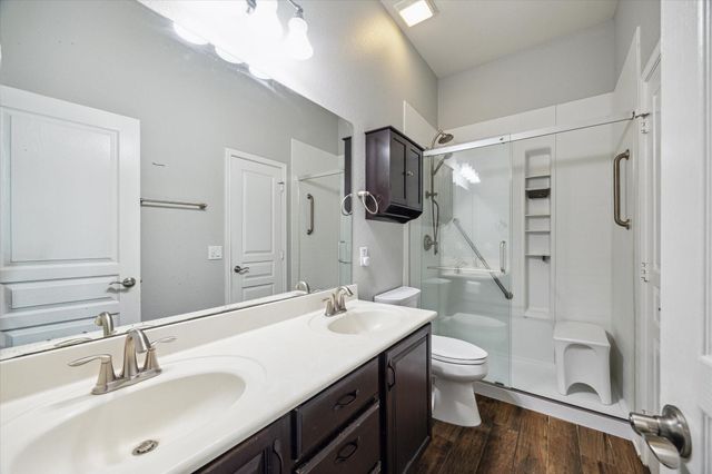 6915 Brewster Lane, Missouri City, TX 77459