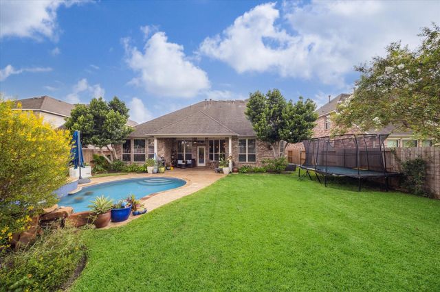 6915 Brewster Lane, Missouri City, TX 77459