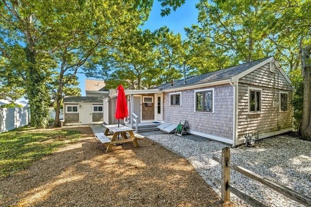 42 Kim Path, Mashpee, MA 02649