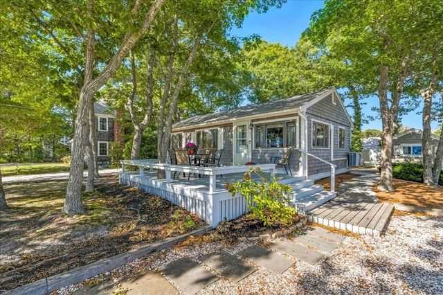 42 Kim Path, Mashpee, MA 02649