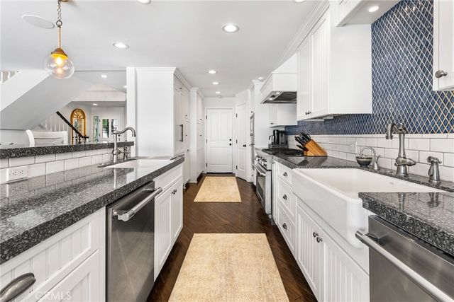 408 38th Street, Newport Beach, CA 92663